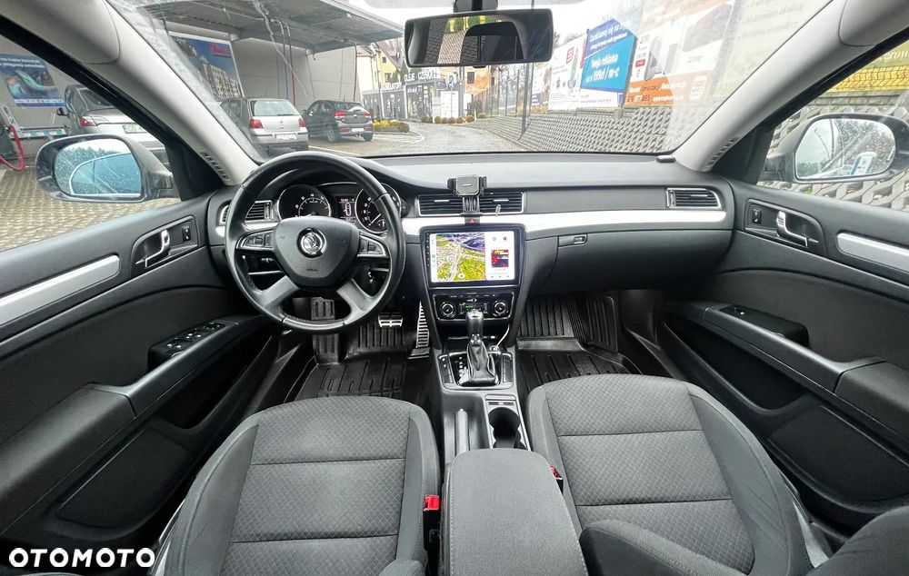 Skoda Superb 1.8 TSI DSG Ambition - 5