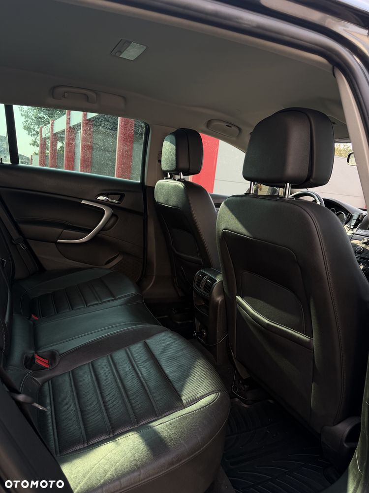 Opel Insignia - 8