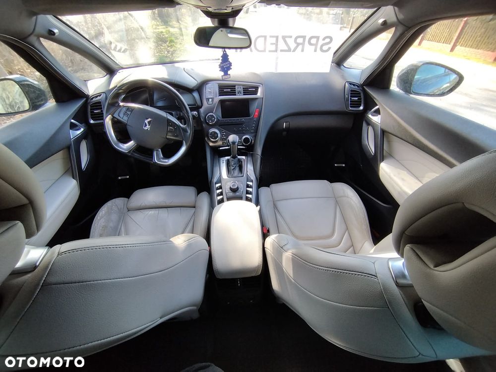 Citroën DS5 2.0 HDi SoChic - 17