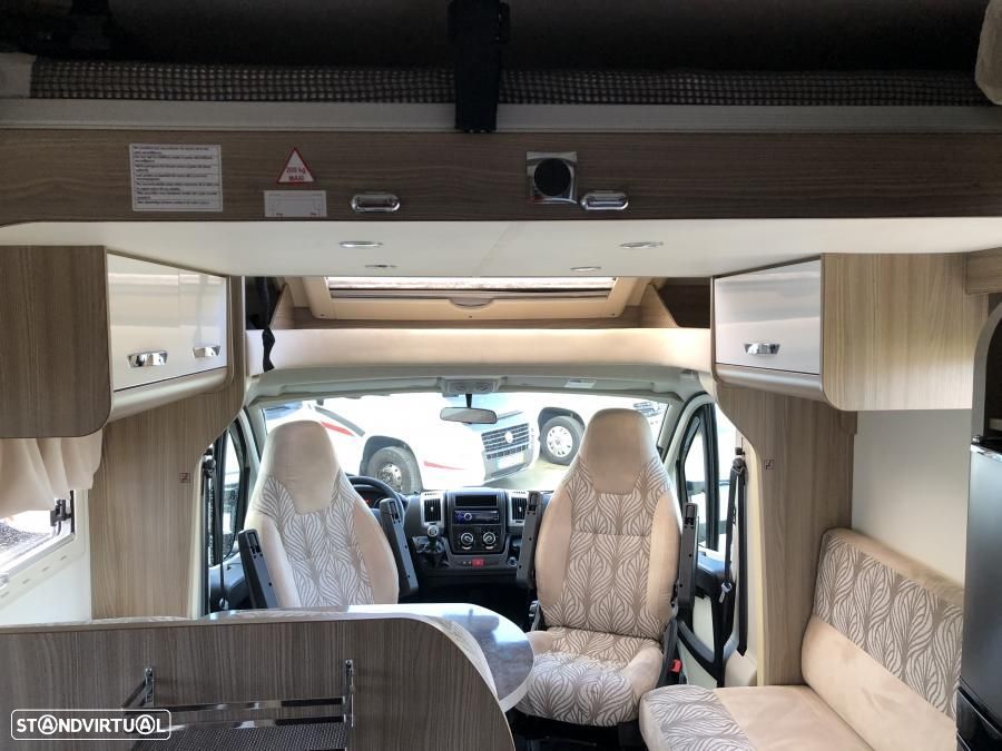 Autostar Privilege P650LC c.central e basculante - 18