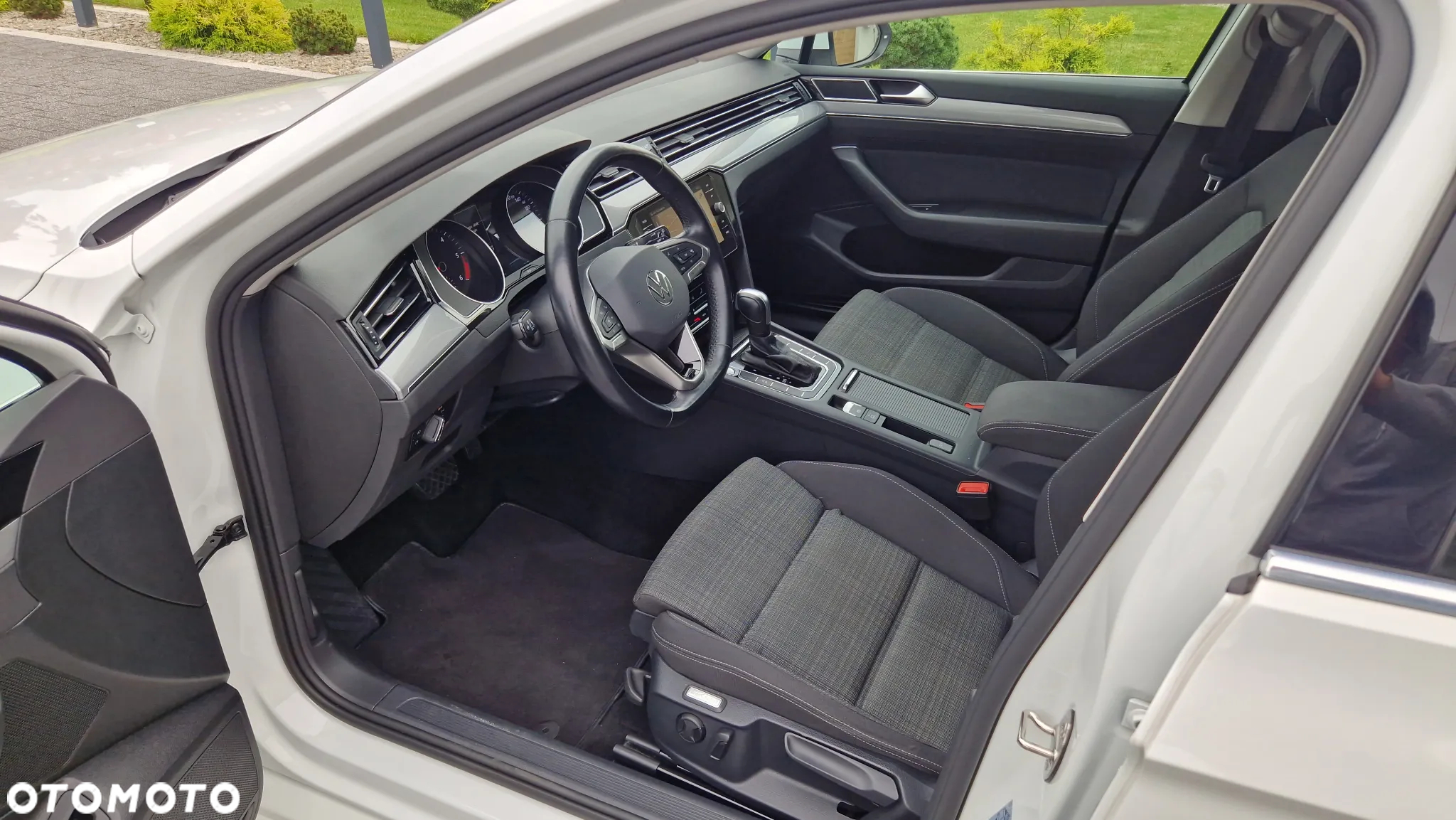 Volkswagen Passat Variant 2.0 TDI SCR DSG Business - 7