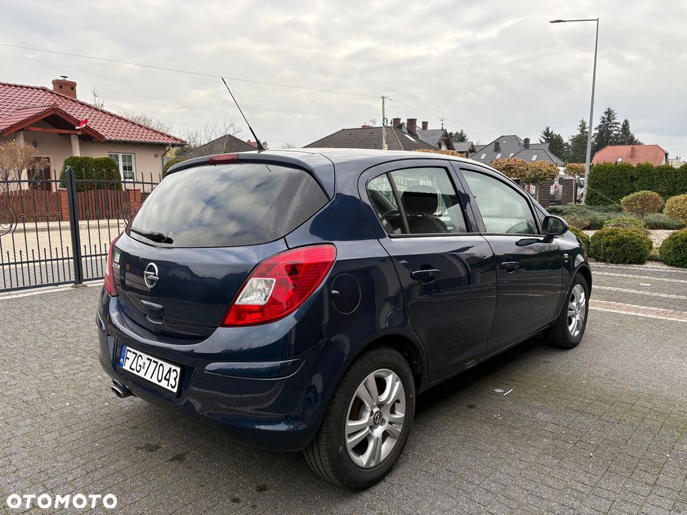 Opel Corsa 1.4 16V Active - 7
