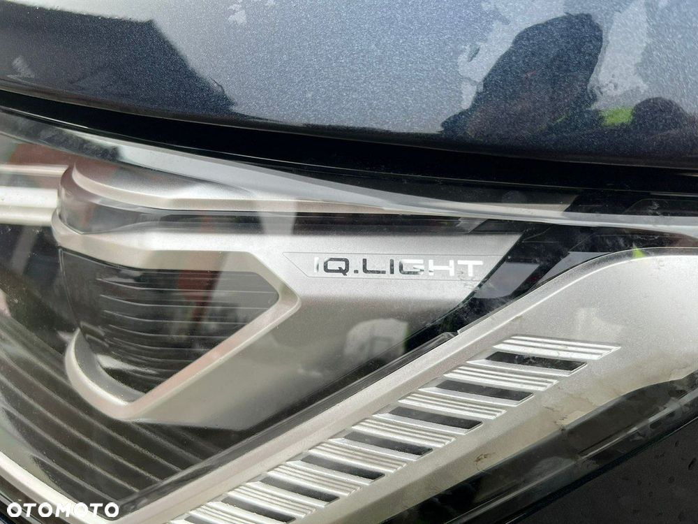 Volkswagen Multivan - 15