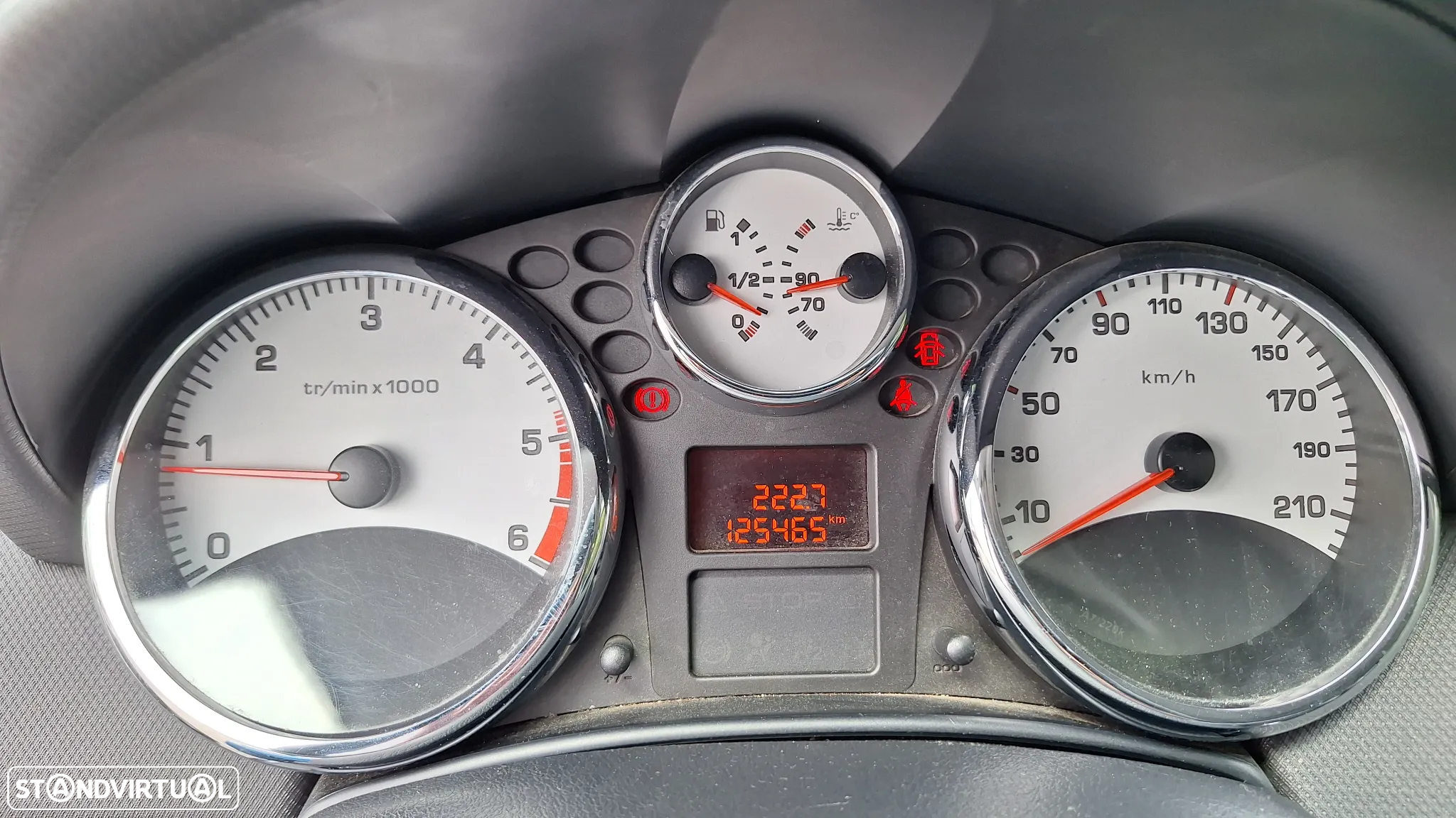 Peugeot 207 SW 1.6 HDi Outdoor FAP - 13