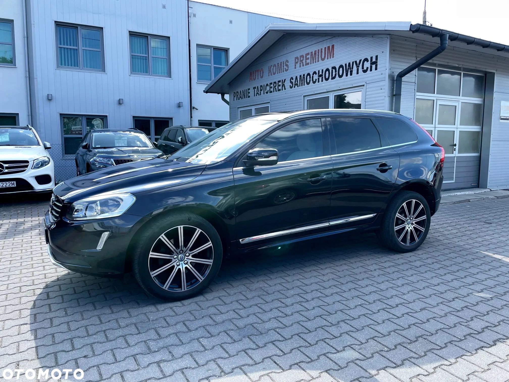 Volvo XC 60 T6 AWD Geartronic Summum - 1