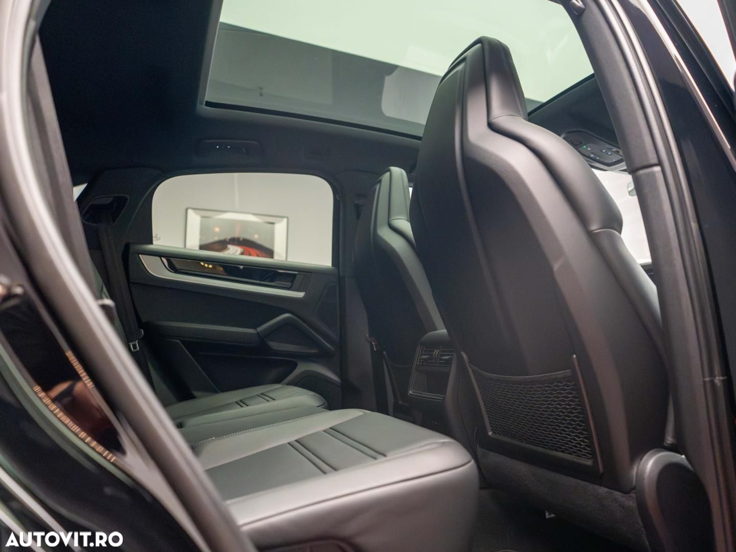 Porsche Cayenne - 27