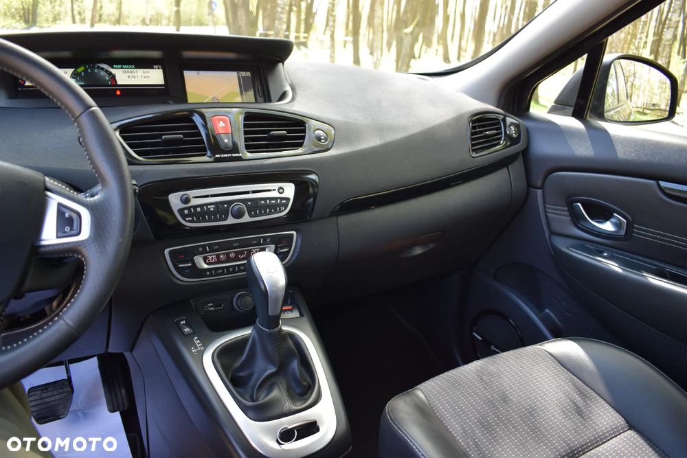 Renault Grand Scenic 2.0 16V 140 CVT Bose Edition - 24