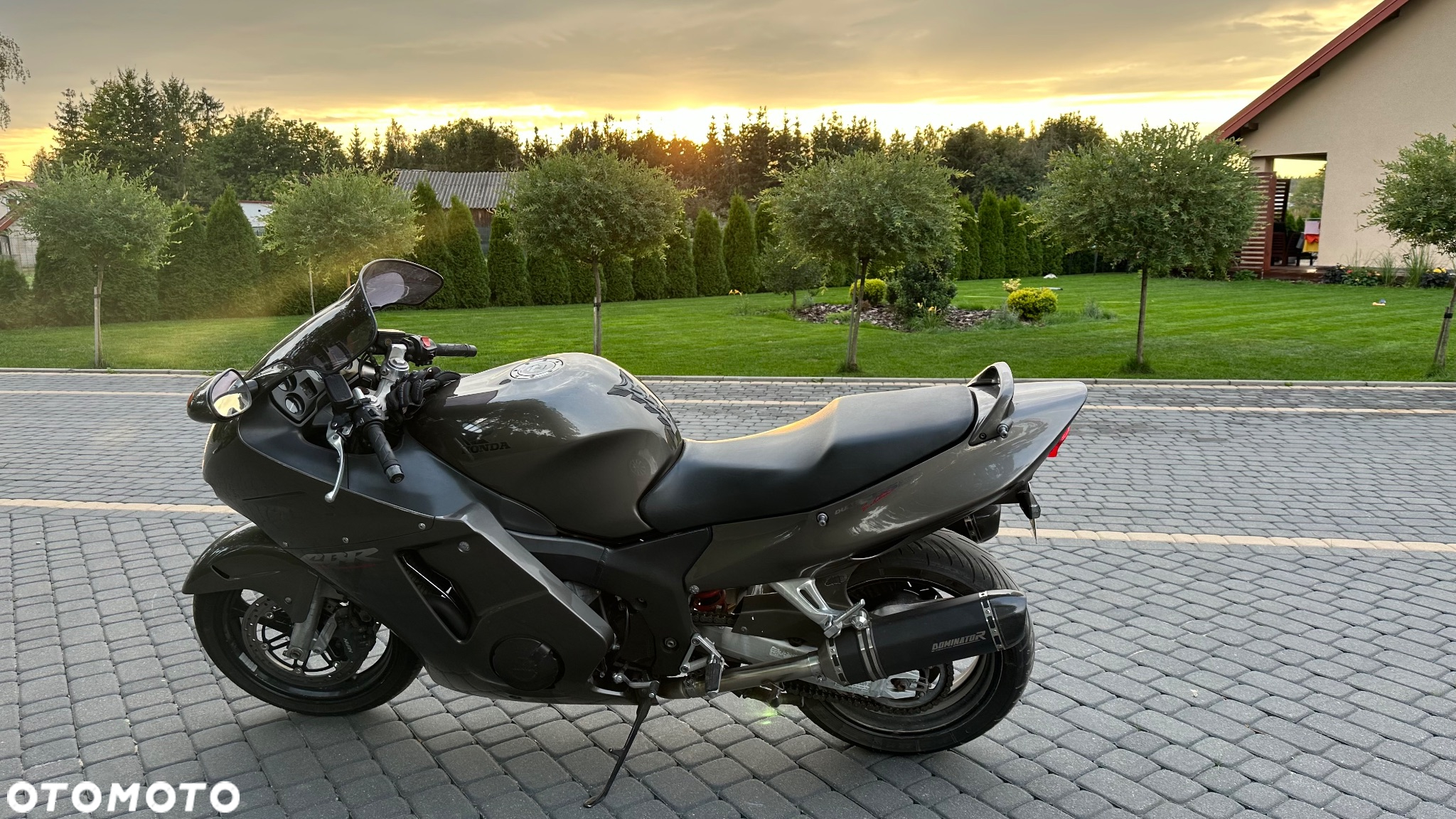 Honda CBR - 8