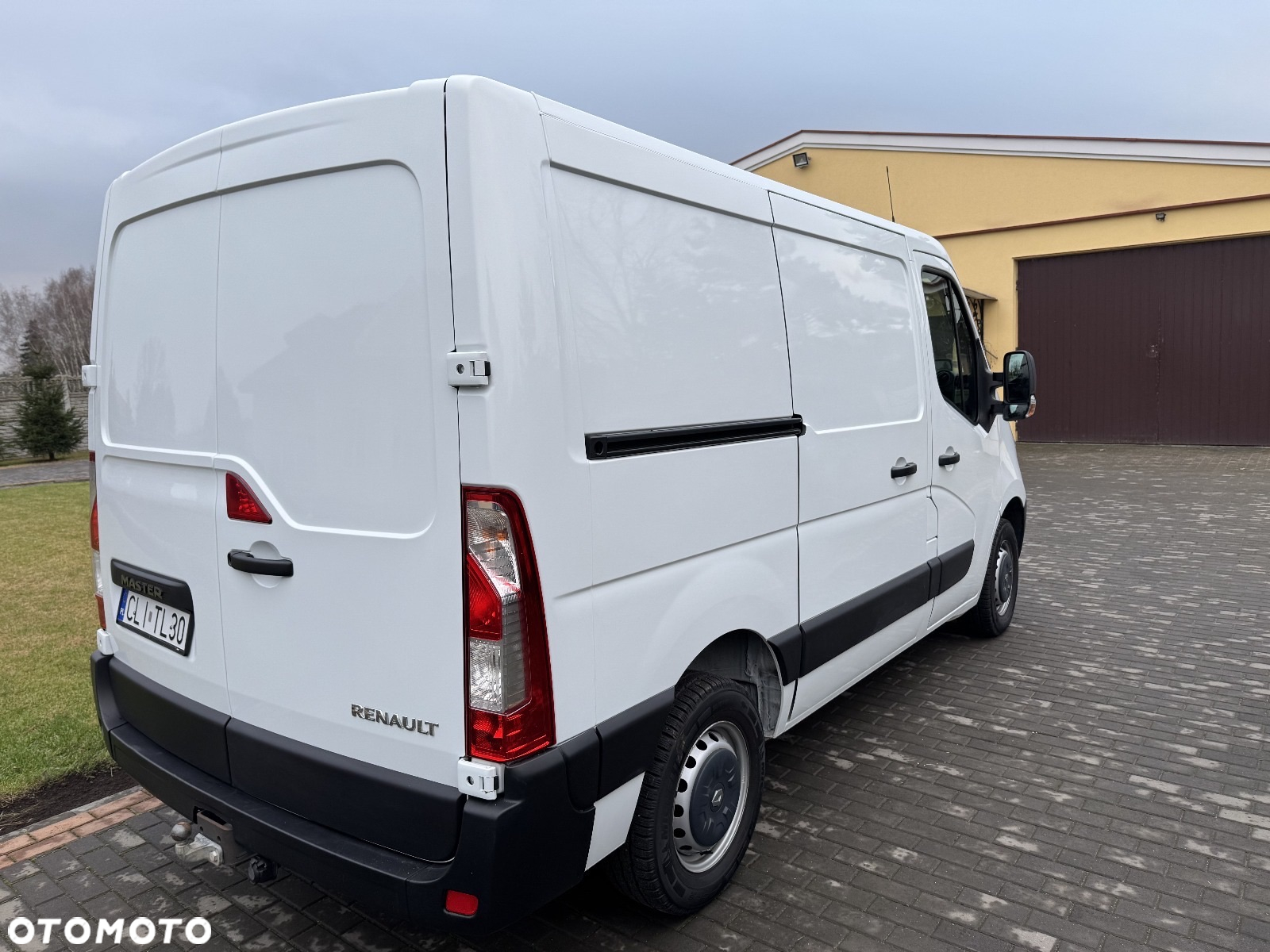 Renault Master dCi 110 L2H2 VA - 4