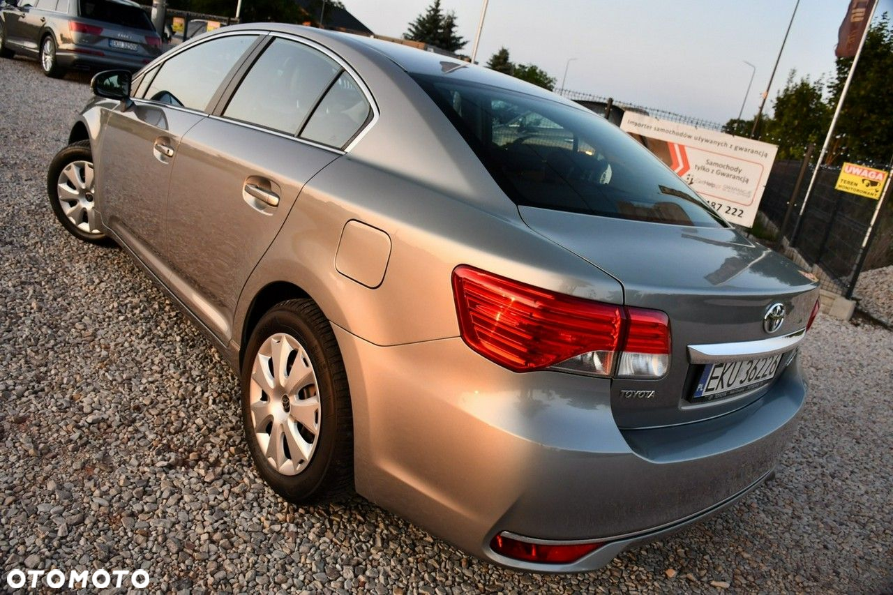 Toyota Avensis - 3