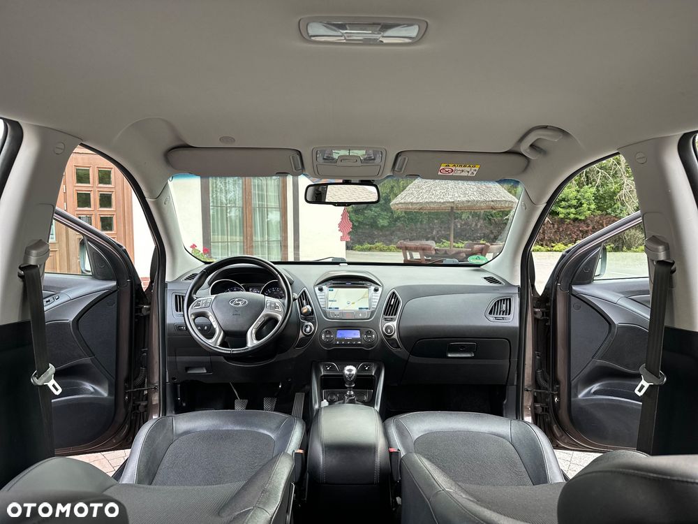 Hyundai ix35 1.6 2WD Fifa World Cup Edition - 23