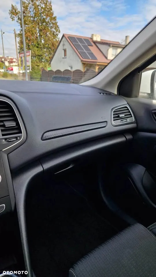 Renault Megane - 11