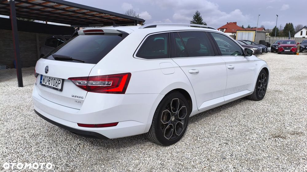 Skoda Superb 2.0 TDI L&K DSG - 26