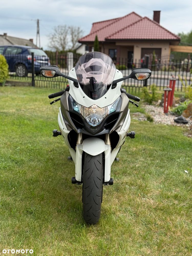 Suzuki GSX-R - 8