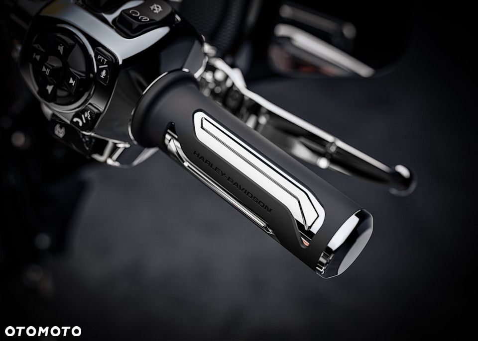 Harley-Davidson CVO Street Glide - 16