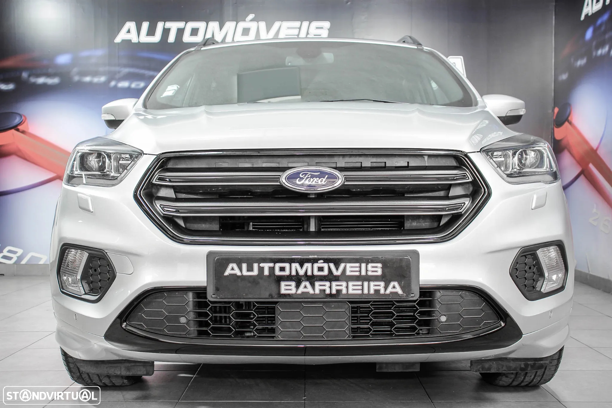 Ford Kuga 1.5 TDCi ST-Line - 23