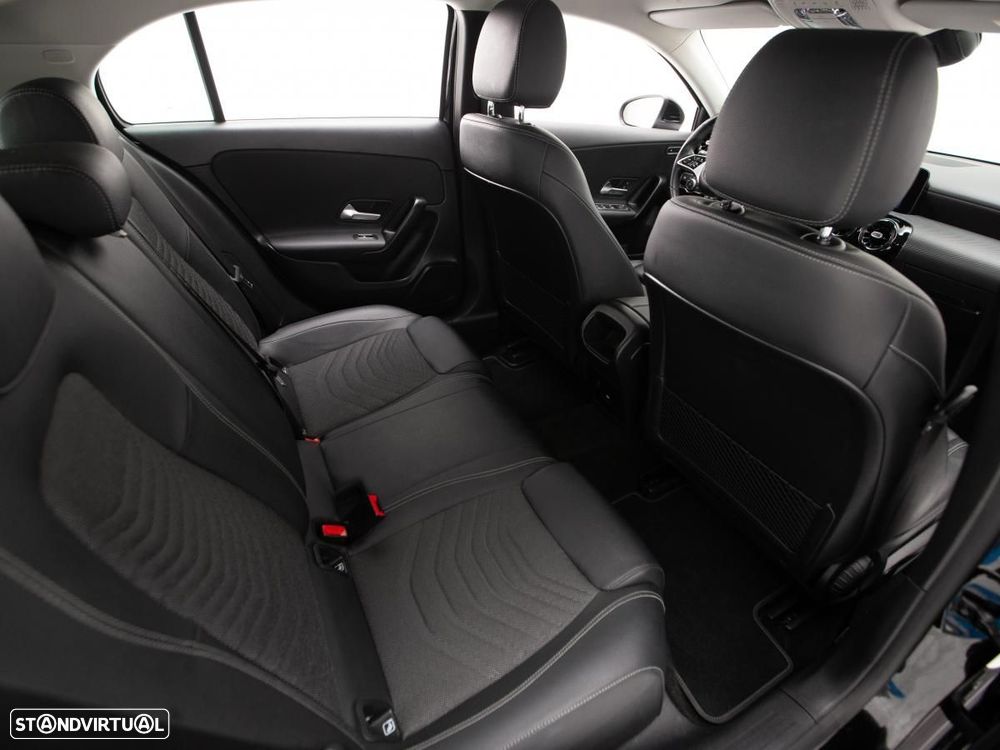 Mercedes-Benz A 250 e - 11