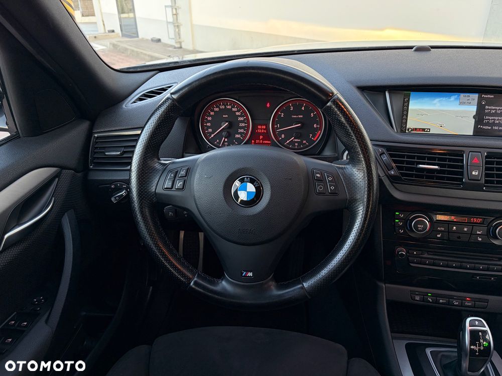 BMW X1 xDrive20i - 28