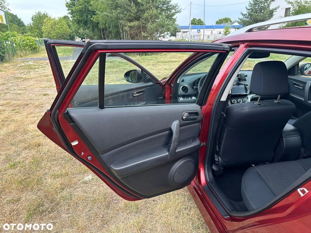 Mazda 6 2.2 CD Exclusive + - 16