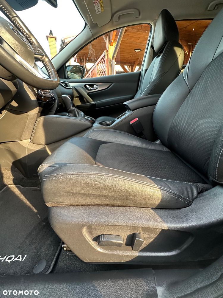 Nissan Qashqai 1.3 DIG-T Tekna DCT - 25