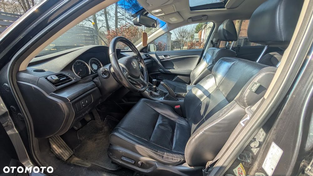 Honda Accord 2.0 Executive Navi - 13