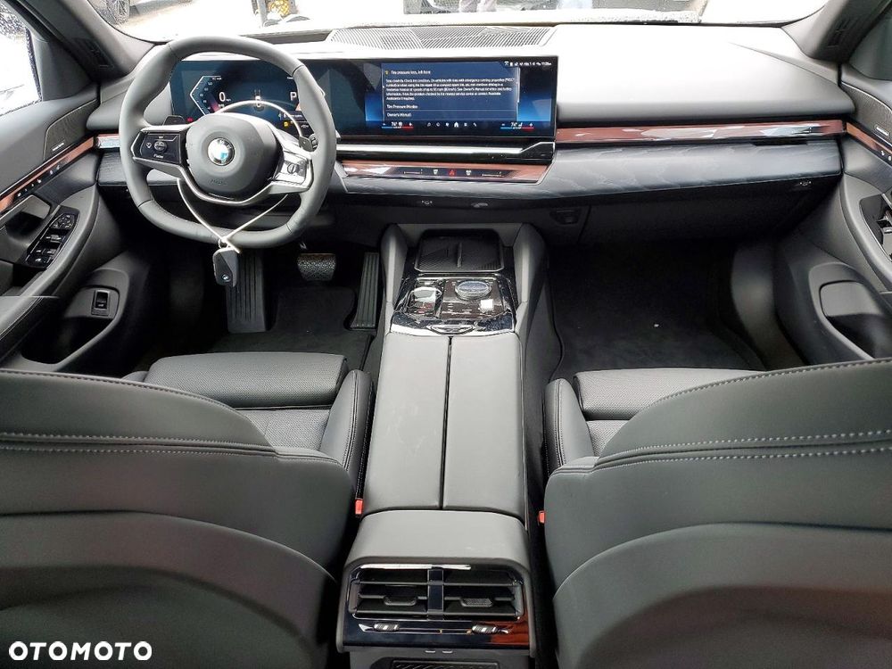 BMW Seria 5 530i - 8