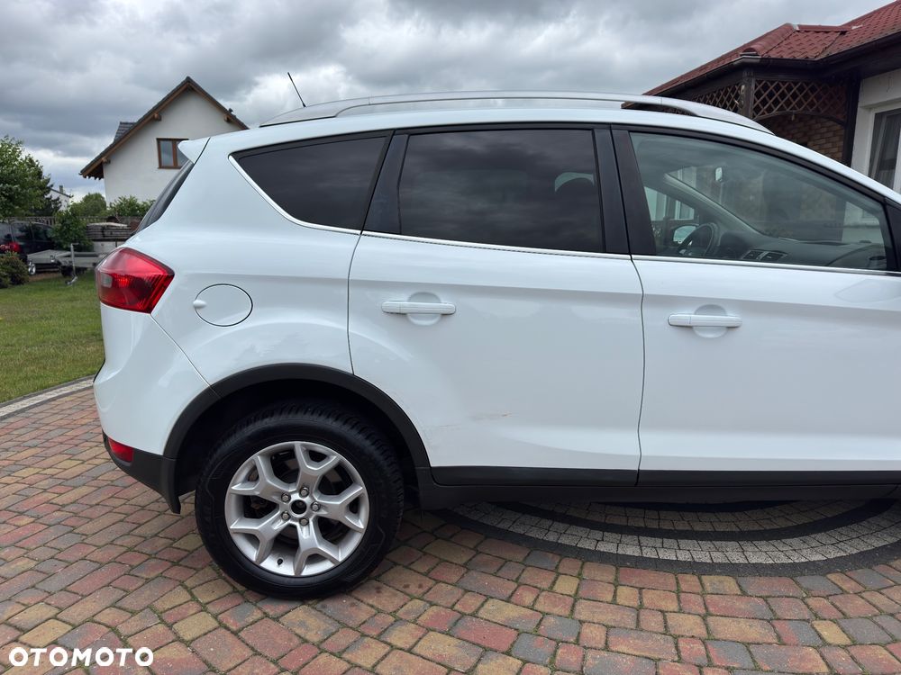 Ford Kuga - 16
