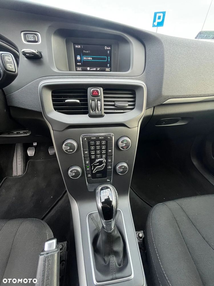 Volvo V40 - 19