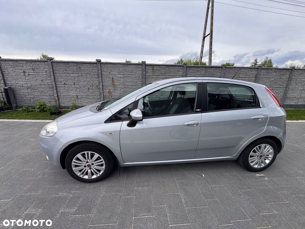 Fiat Grande Punto - 9