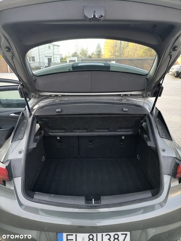 Opel Astra 1.4 T Dynamic - 9