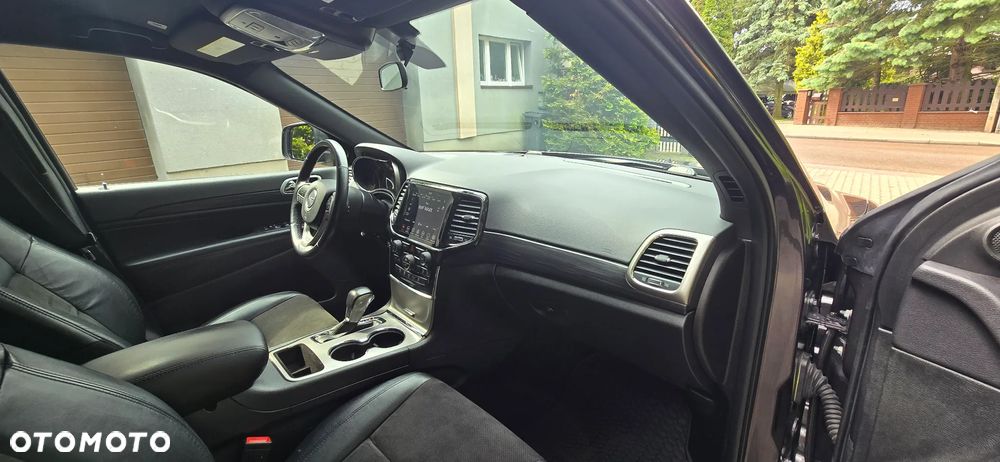 Jeep Grand Cherokee 3.6 V6 Laredo - 12