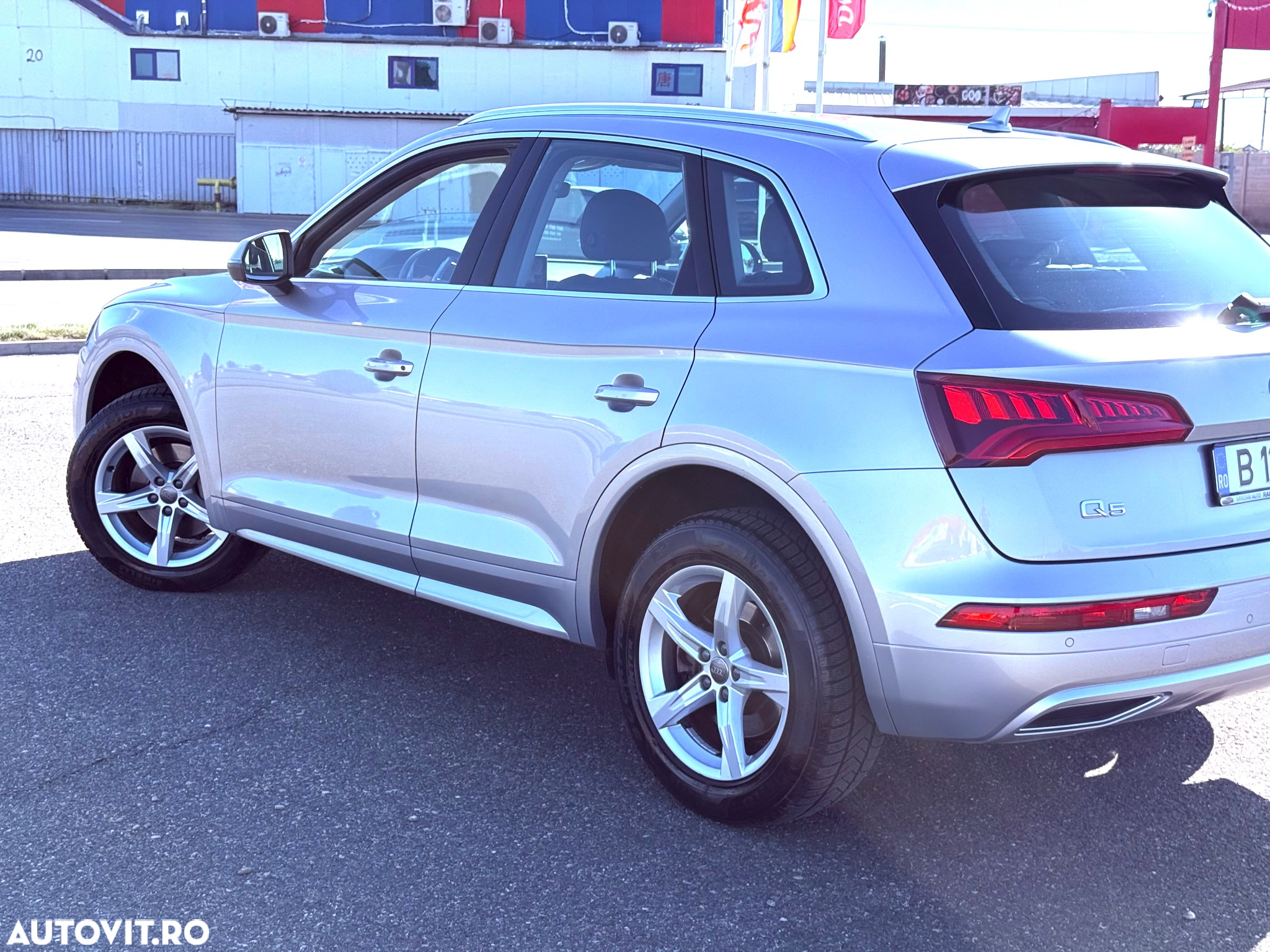Audi Q5 2.0 40 TDI quattro S tronic Sport - 7