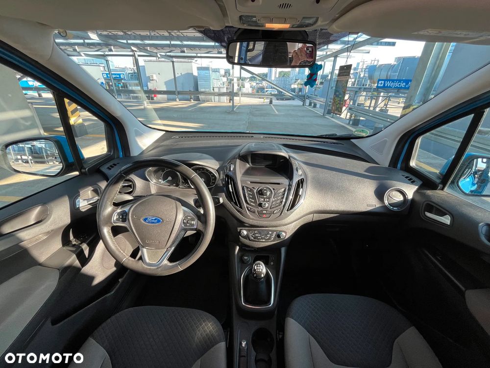 Ford Tourneo Courier 1.0 EcoBoost Titanium - 16