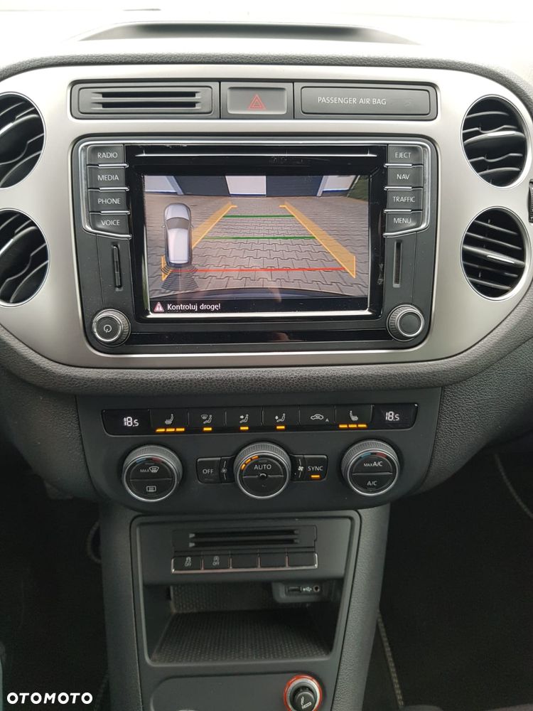 Volkswagen Tiguan 2.0 TDI SCR 4MOTION BlueMotion Technology DSG Lounge Sport & Style - 34