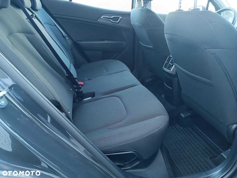 Kia Sportage - 12
