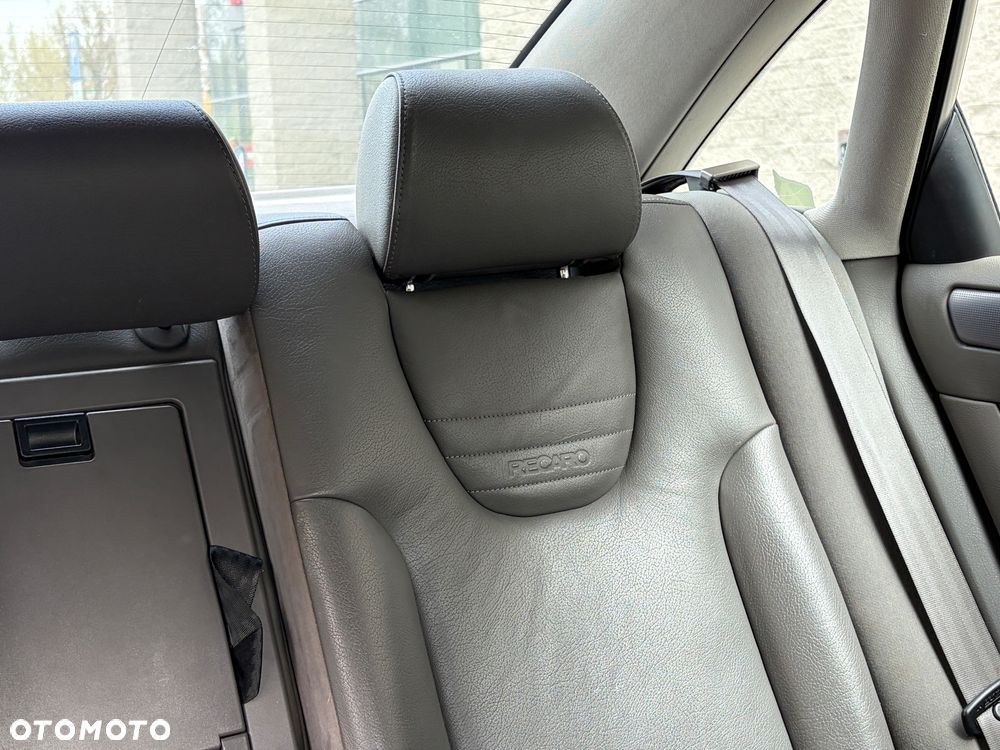 Audi A6 Limousine 2.4 - 11