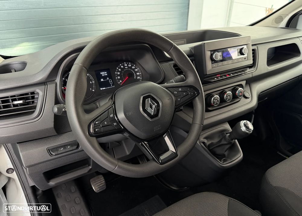 Renault Trafic 2.0 IVA Dedutível 3Lugares L1H1 - 13