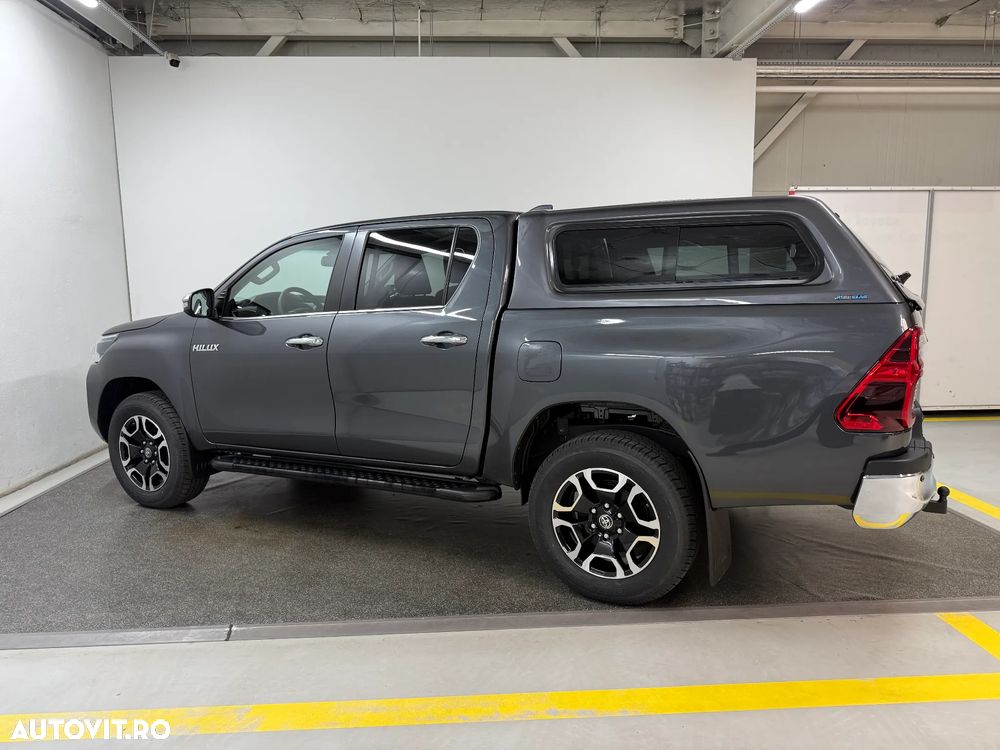 Toyota Hilux 2.8D 204CP 4x4 Double Cab AT Executive - 9