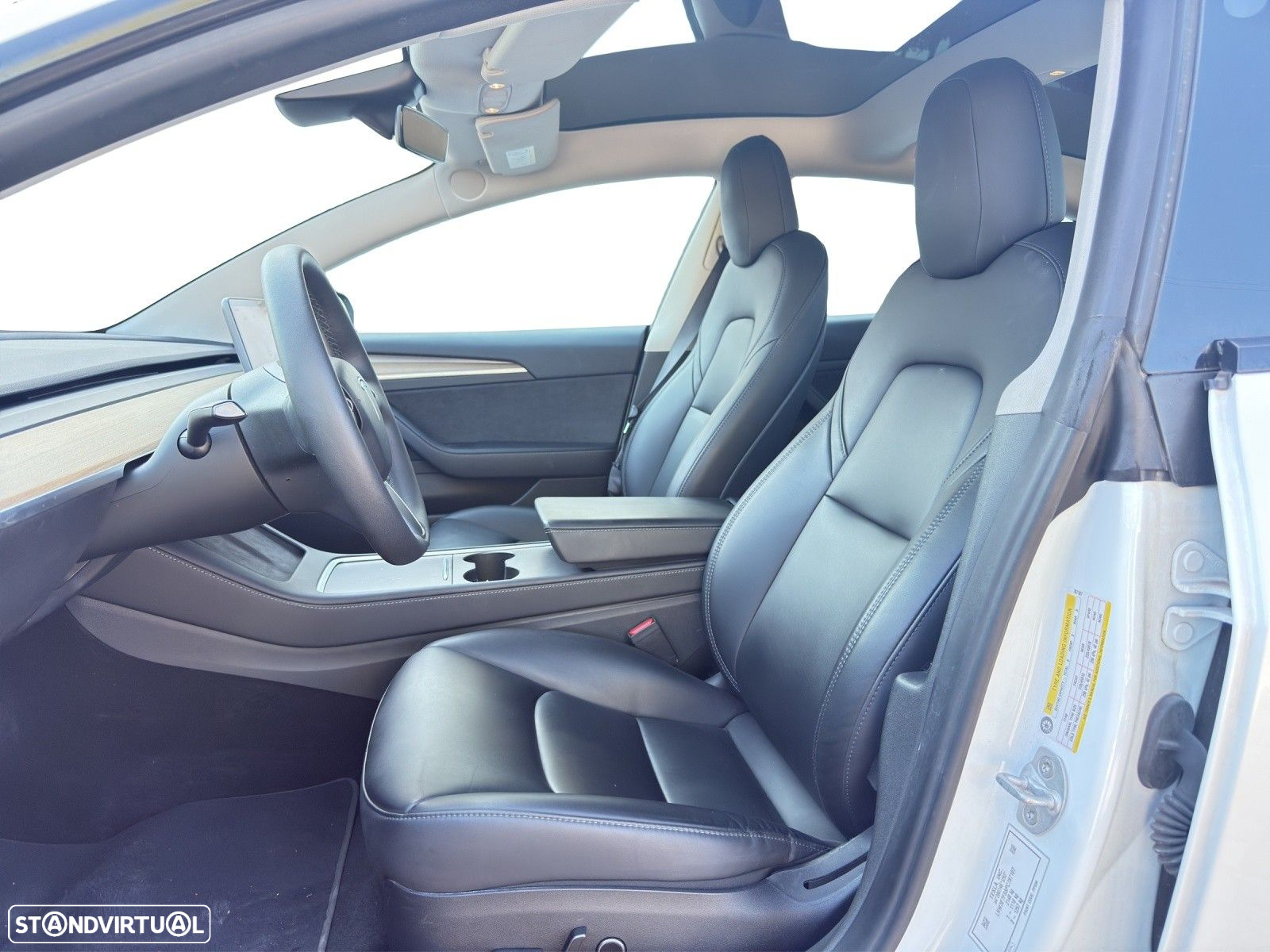 Tesla Model 3 RWD - 11