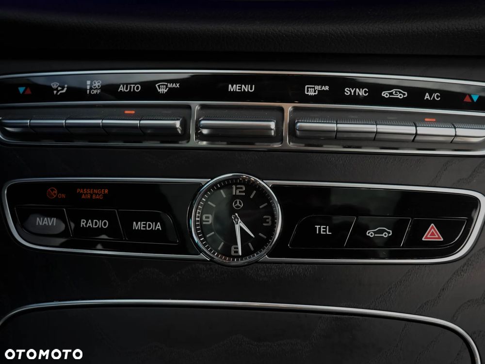 Mercedes-Benz Klasa E 220 d 4-Matic Avantgarde - 18