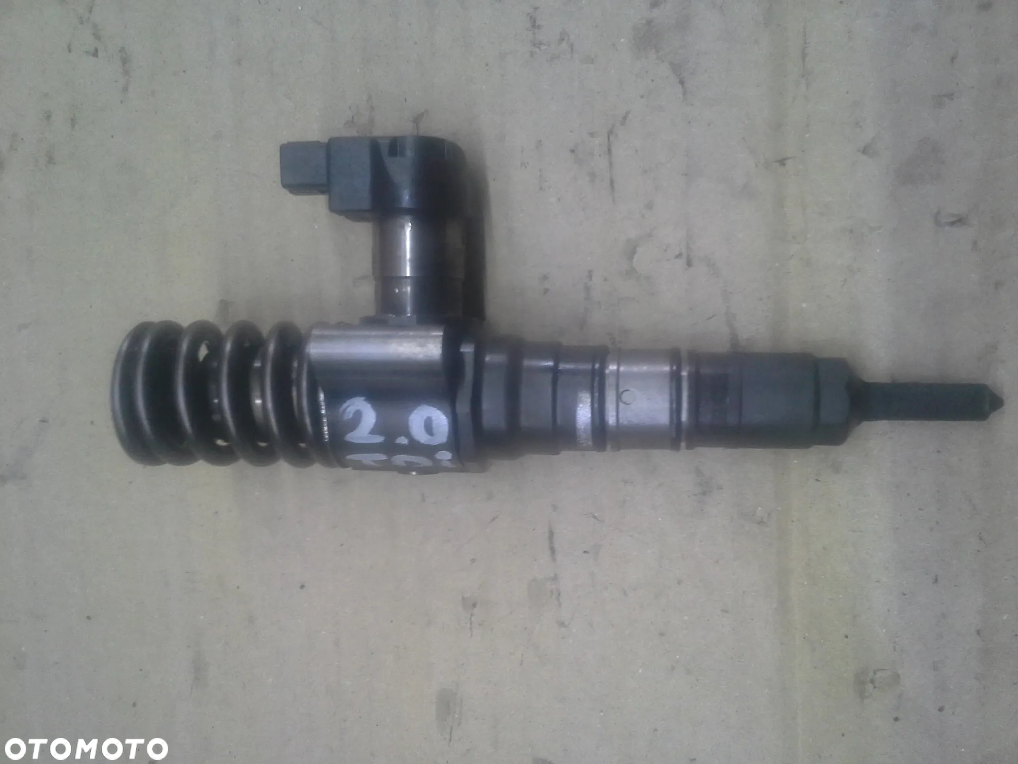 Volkswagen Passat B6 2.0 16V TDI BKP pompowtryskiwacze Continental-Siemens komplet - 14