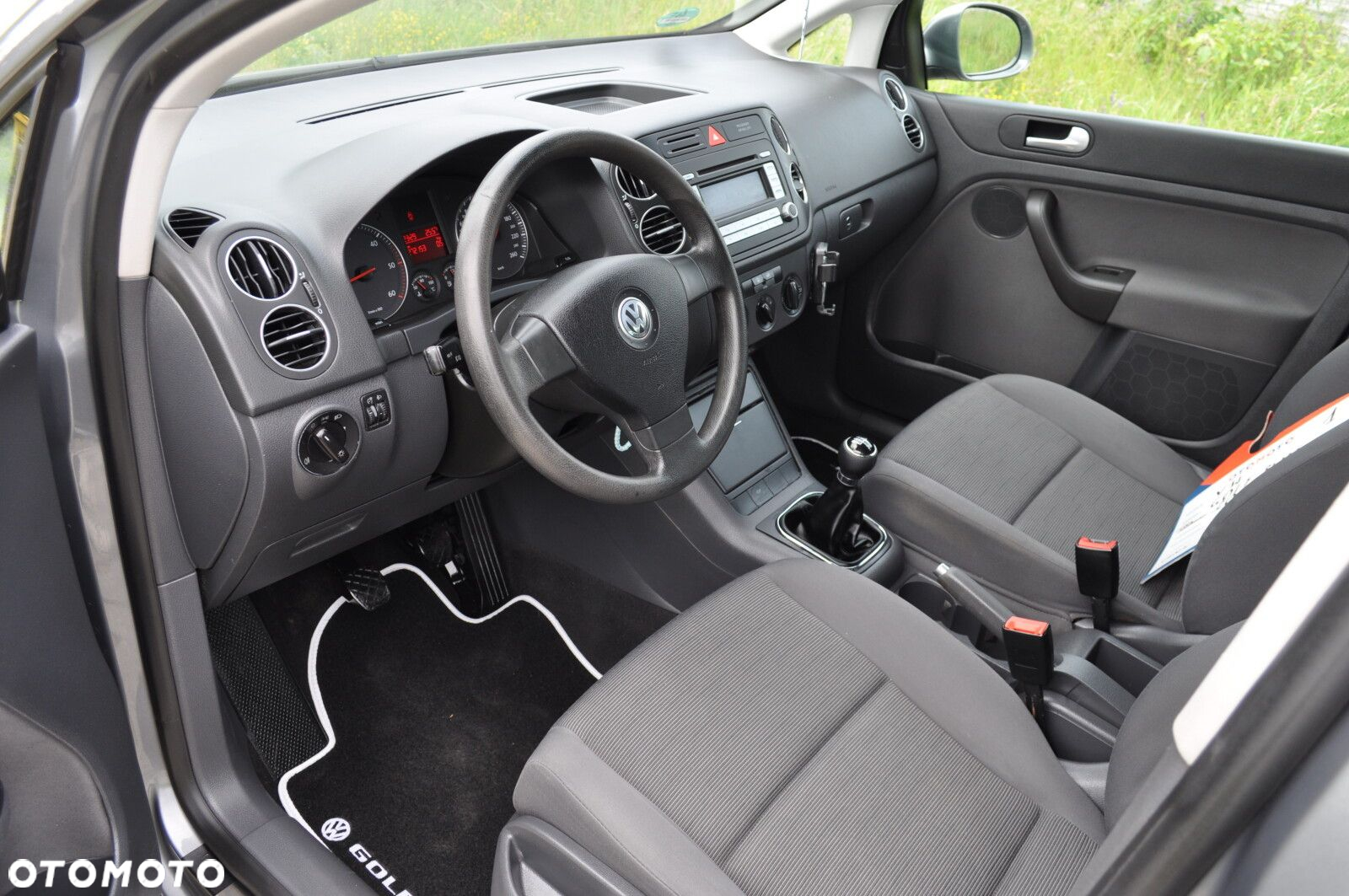 Volkswagen Golf Plus - 10