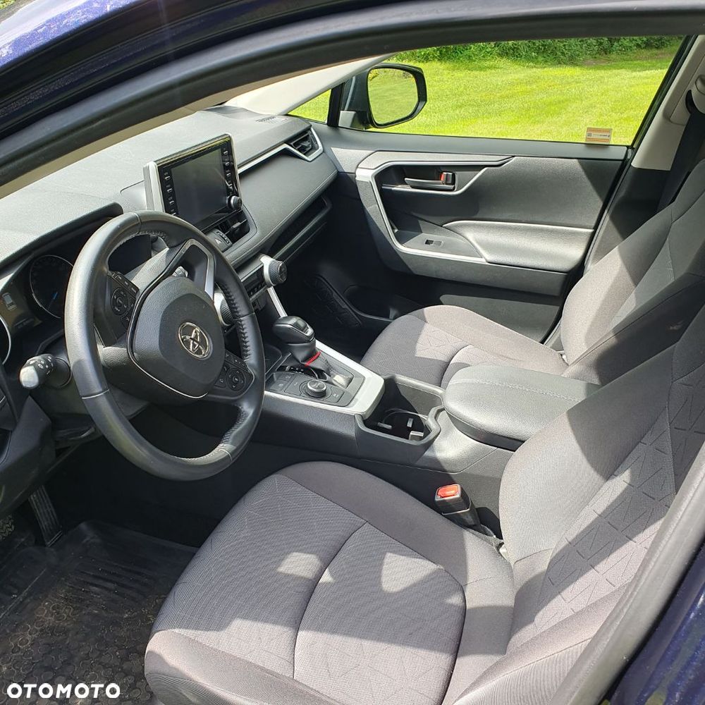 Toyota RAV4 - 5