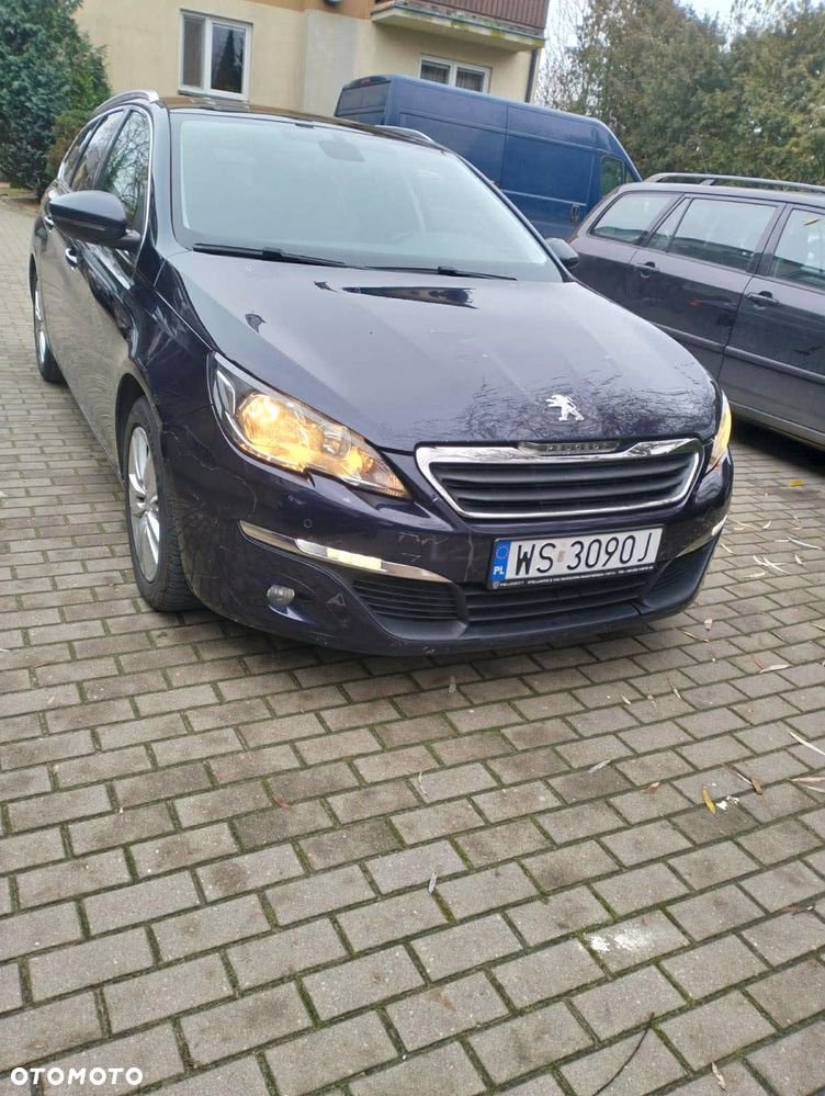 Peugeot 308 2.0 Blue HDi Allure S&S - 2