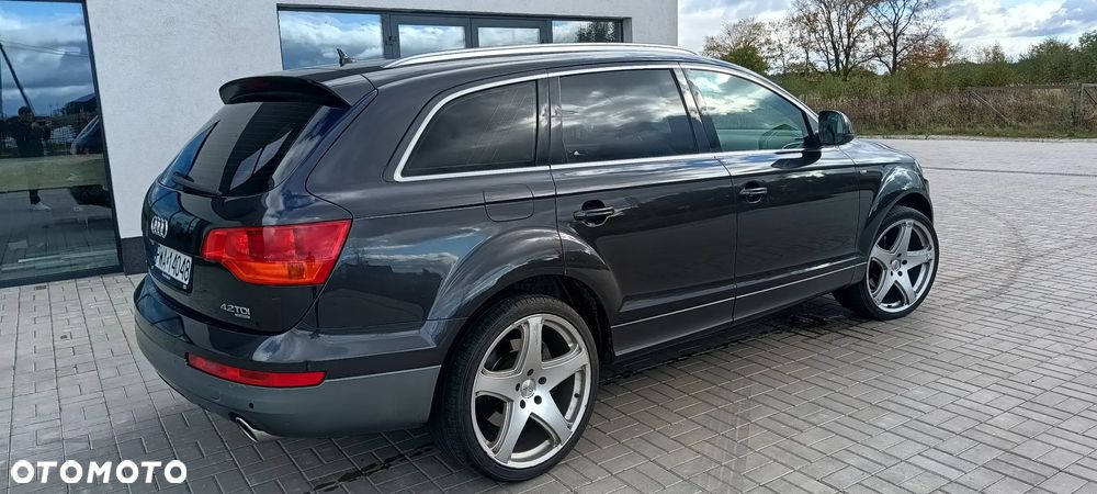 Audi Q7 - 13