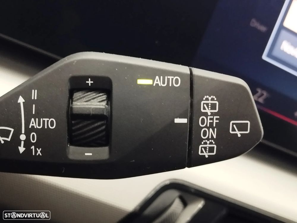 BMW iX1 eDrive20 - 27