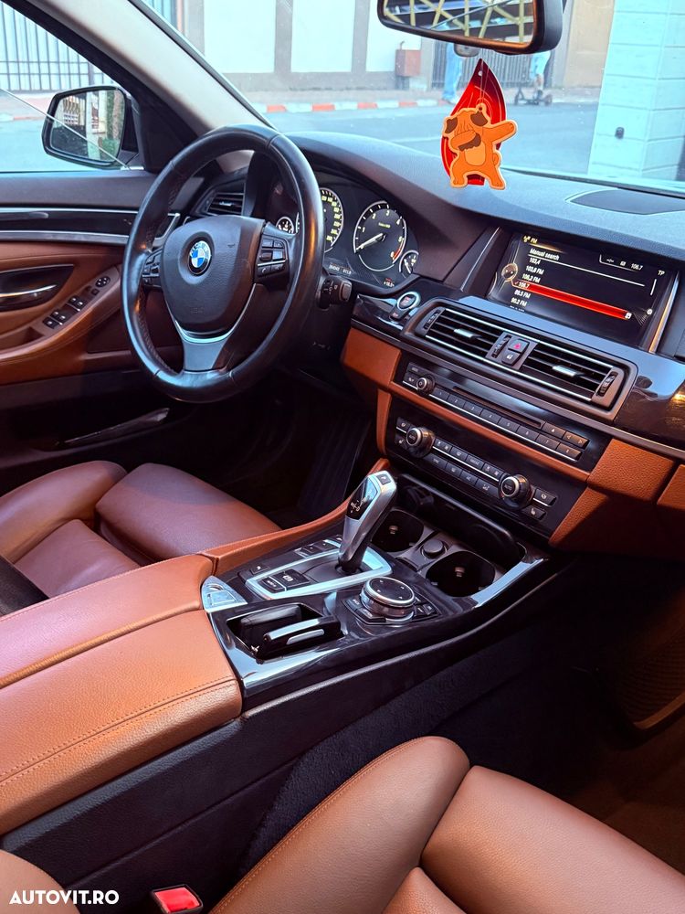 BMW Seria 5 530d xDrive - 6