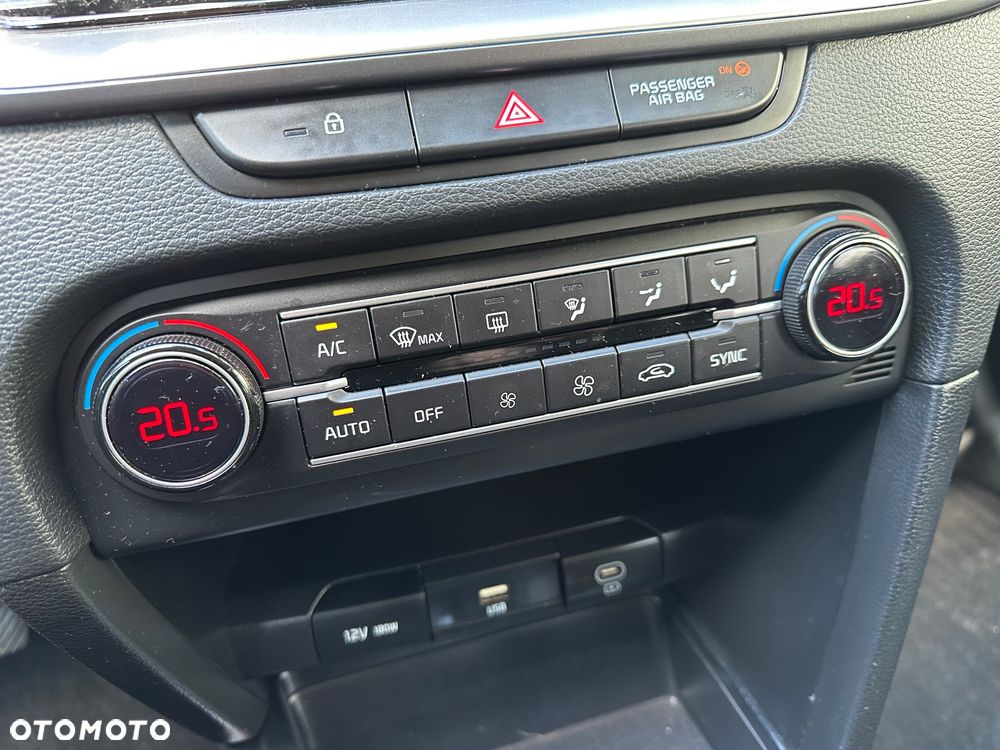 Kia Ceed 1.5 T-GDI M - 20