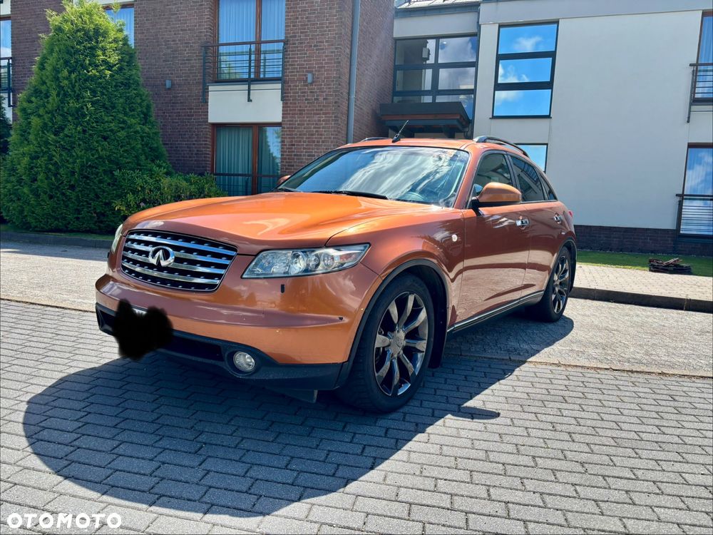 Infiniti FX - 16
