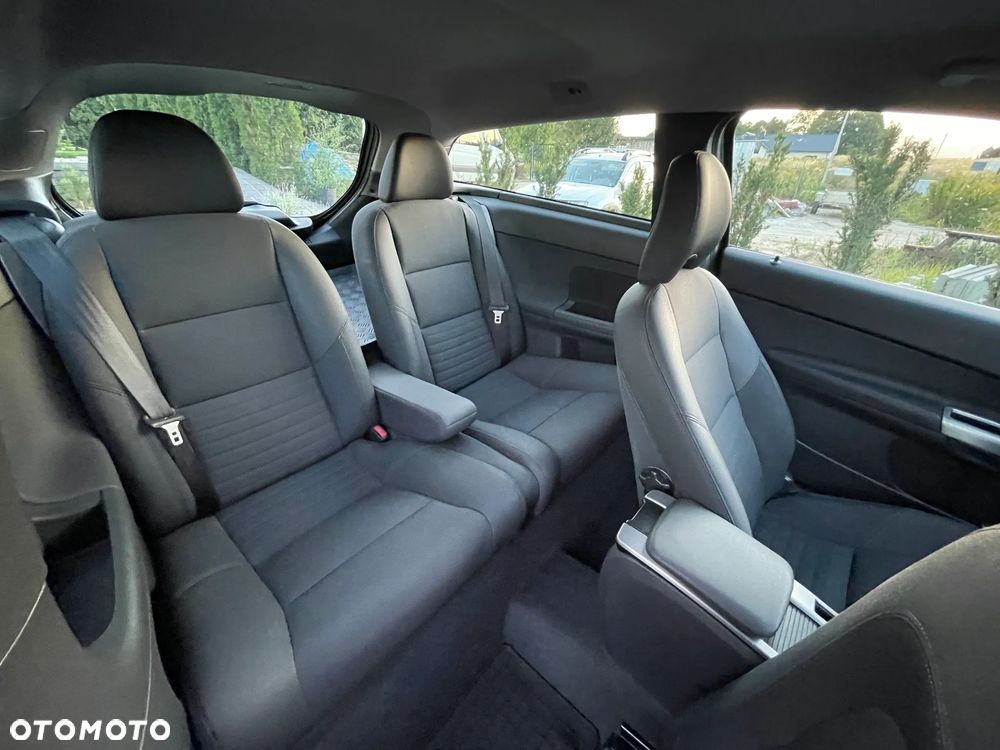 Volvo C30 D5 - 17